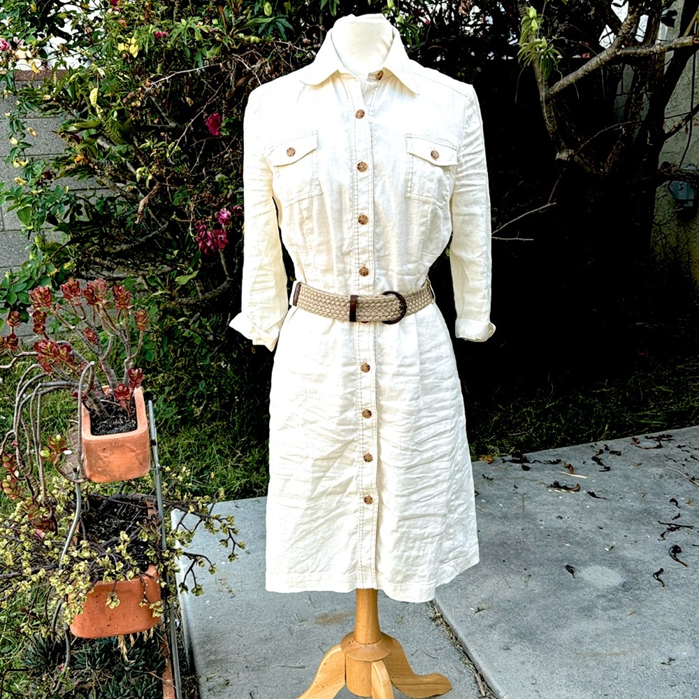 Gorgeous Tahari Tailored White Linen Dress